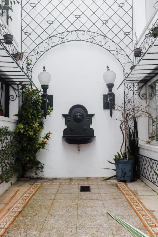 Vilarejo - Centro Historico Ilhabela Bagian luar foto